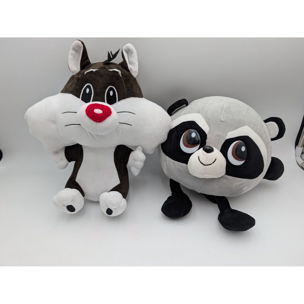 Six Flags Plush Toy Lot Sylvester Cat Looney Tunes Raccoon Stuffed Animal Toy